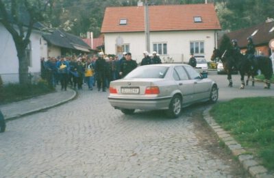 Fotbaloví fanoušci a BMW (2000)